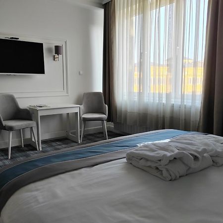 Hotel Mio City Kula Ngoại thất bức ảnh