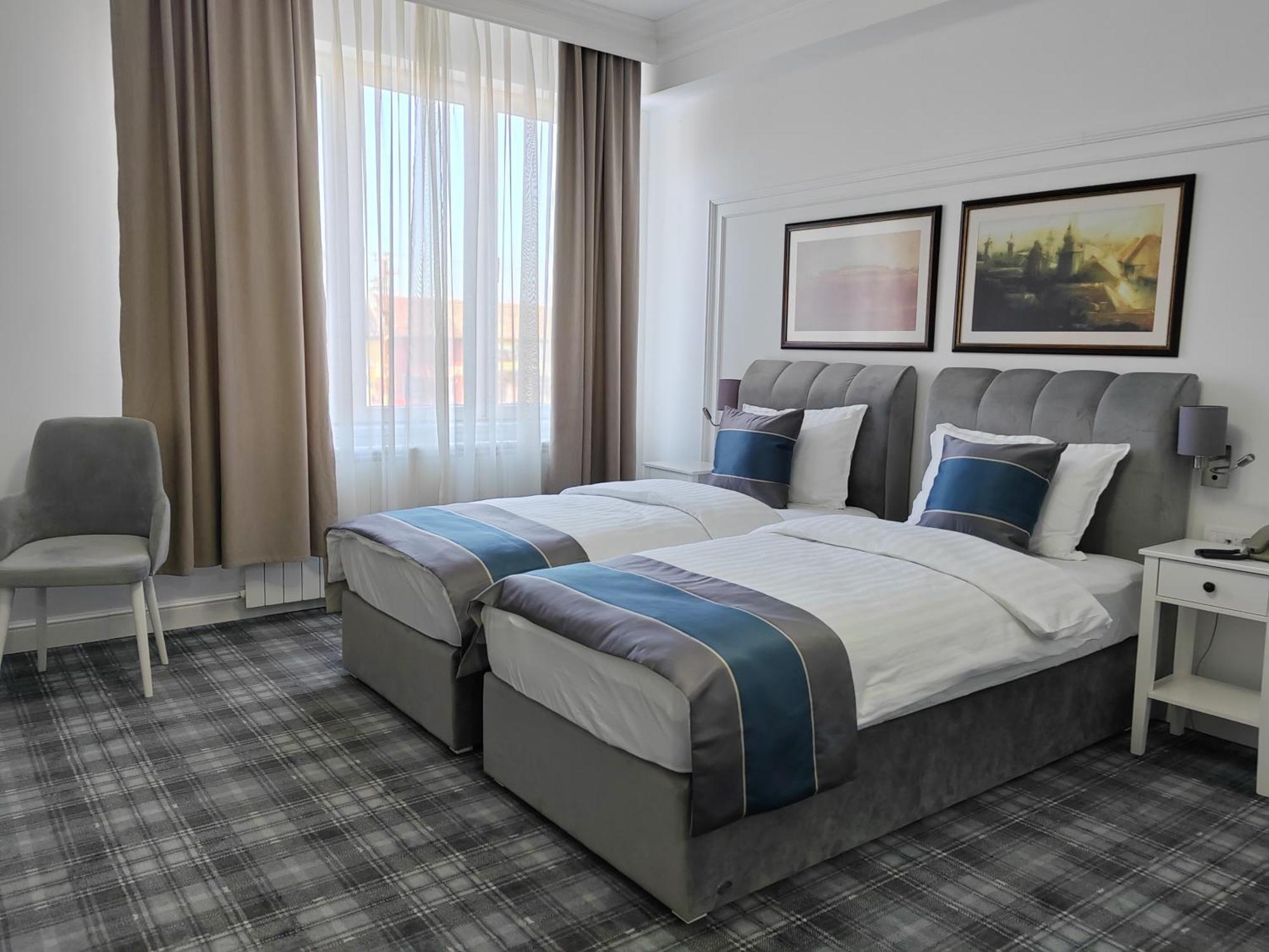 Hotel Mio City Kula Ngoại thất bức ảnh